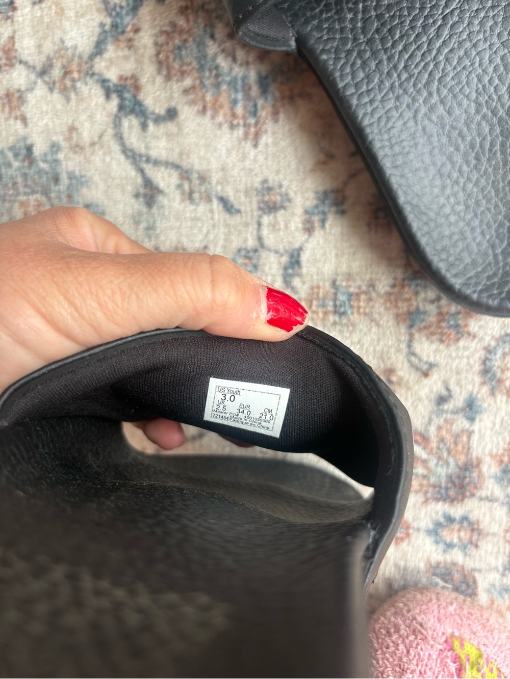 3Y Kids Vans Black Slides with White Logo Strap - Picture 5 of 5